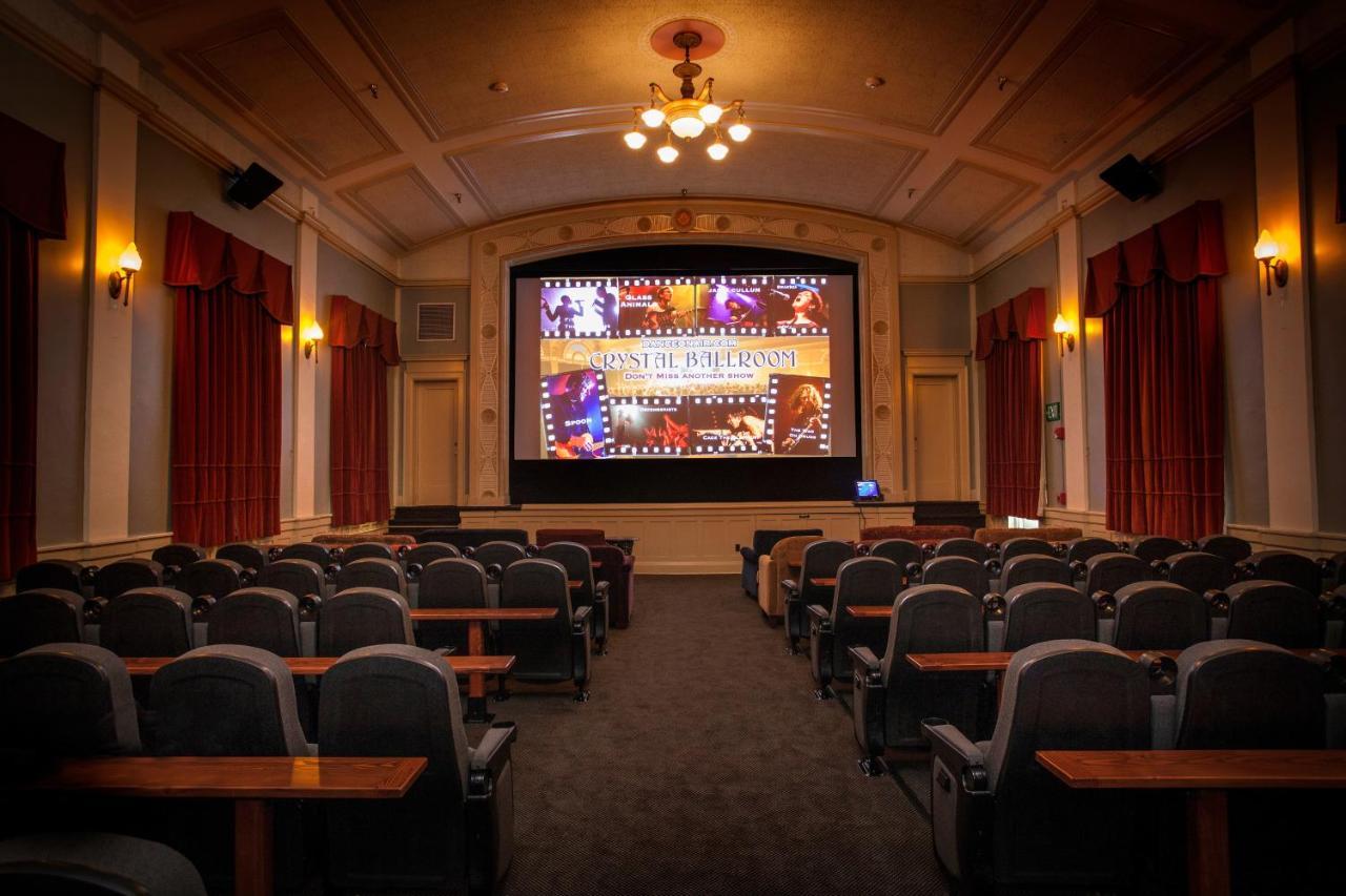 Mcmenamins Grand Lodge Forest Grove Eksteriør billede