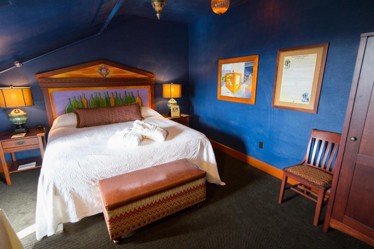 Mcmenamins Grand Lodge Forest Grove Eksteriør billede